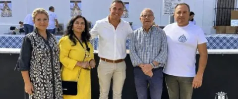 Imagen de la noticia: Bollullos cierra las actividades del Día del Alzheimer con una merienda en el centro de día